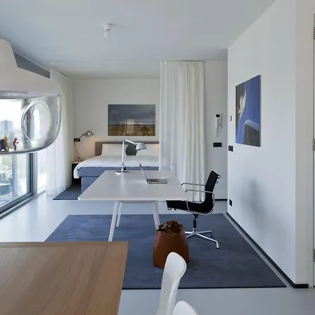 Urban Residences Aparthotel Rotterdam