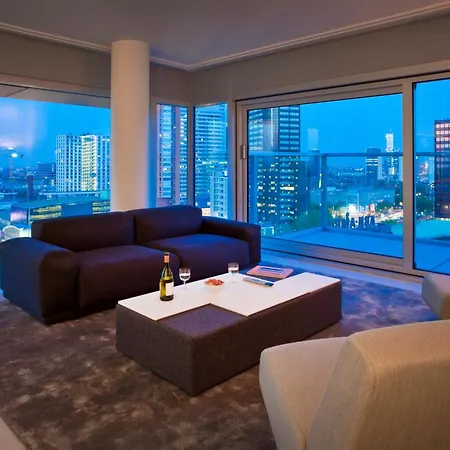 מלון דירות Urban Residences 4*