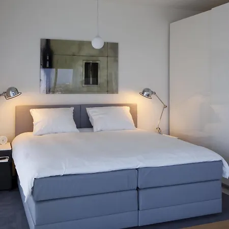 Aparthotel Urban Residences