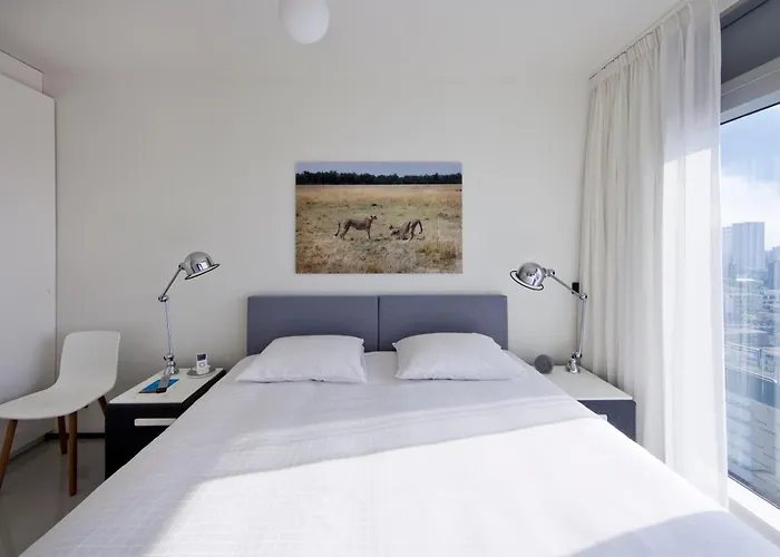 Urban Residences Aparthotel