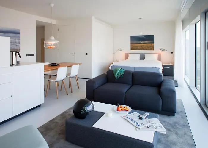 Urban Residences Апарт-отель 4*