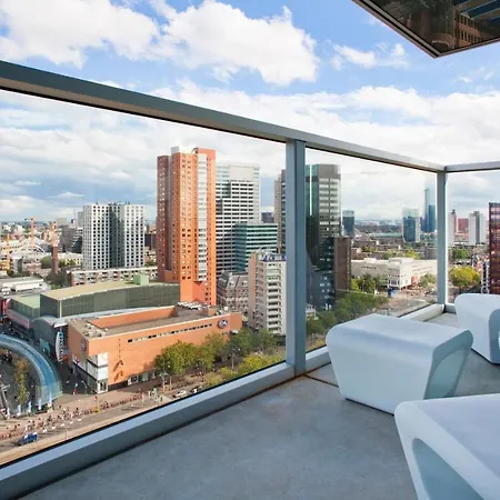 Urban Residences Aparthotel 4*