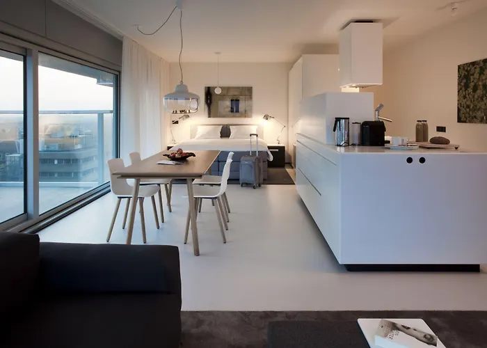 Апарт-отель Urban Residences 4*