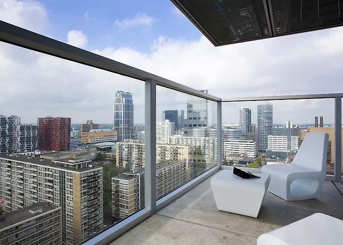 Апарт-отель Urban Residences